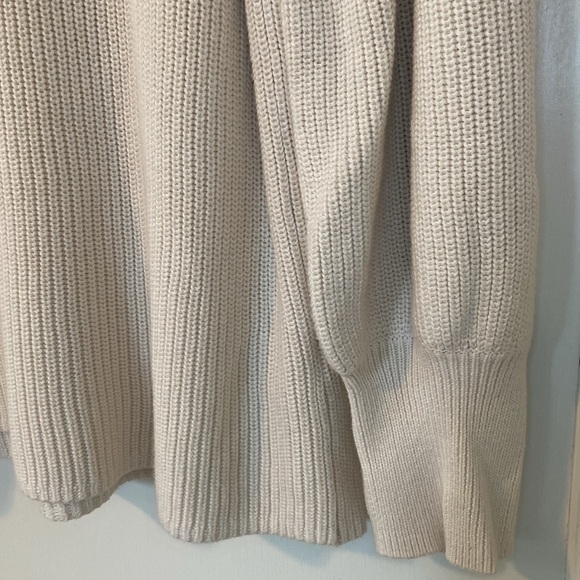 Banana Republic cream cotton long puff sleeve sweater - size S - EUC - Picture 7 of 9